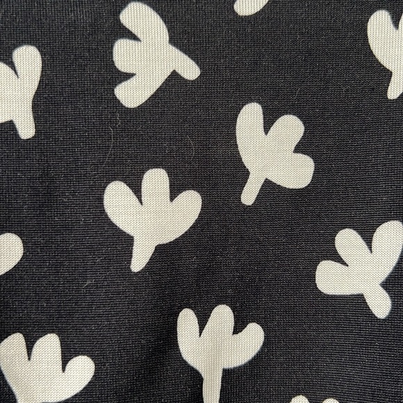 Diane Von Furstenberg “1974” wrap dress, black with white, size 2 - Picture 8 of 9